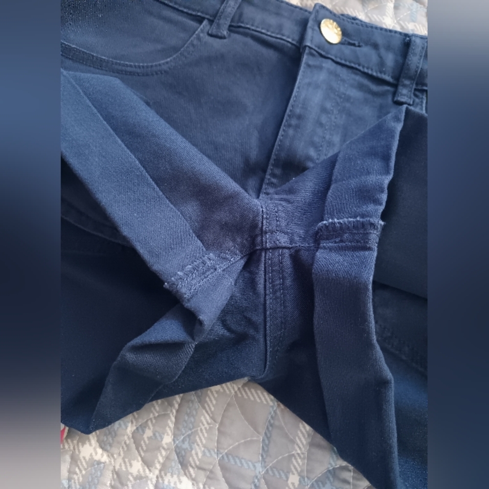 🔆𝟲/$𝟮𝟬 𝑯&𝑴 𝑮𝒊𝒓𝒍𝒔 𝑩𝒍𝒖𝒆 𝑻𝒘𝒊𝒍𝒍 𝑺𝒉𝒐𝒓𝒕𝒔 - Picture 2 of 7